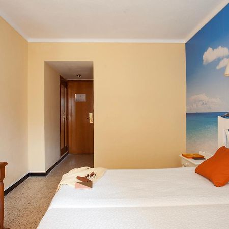 Bj Hostal Bona Vista ซีลอต ภายนอก รูปภาพ