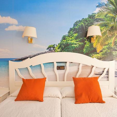 Bj Hostal Bona Vista ซีลอต ภายนอก รูปภาพ